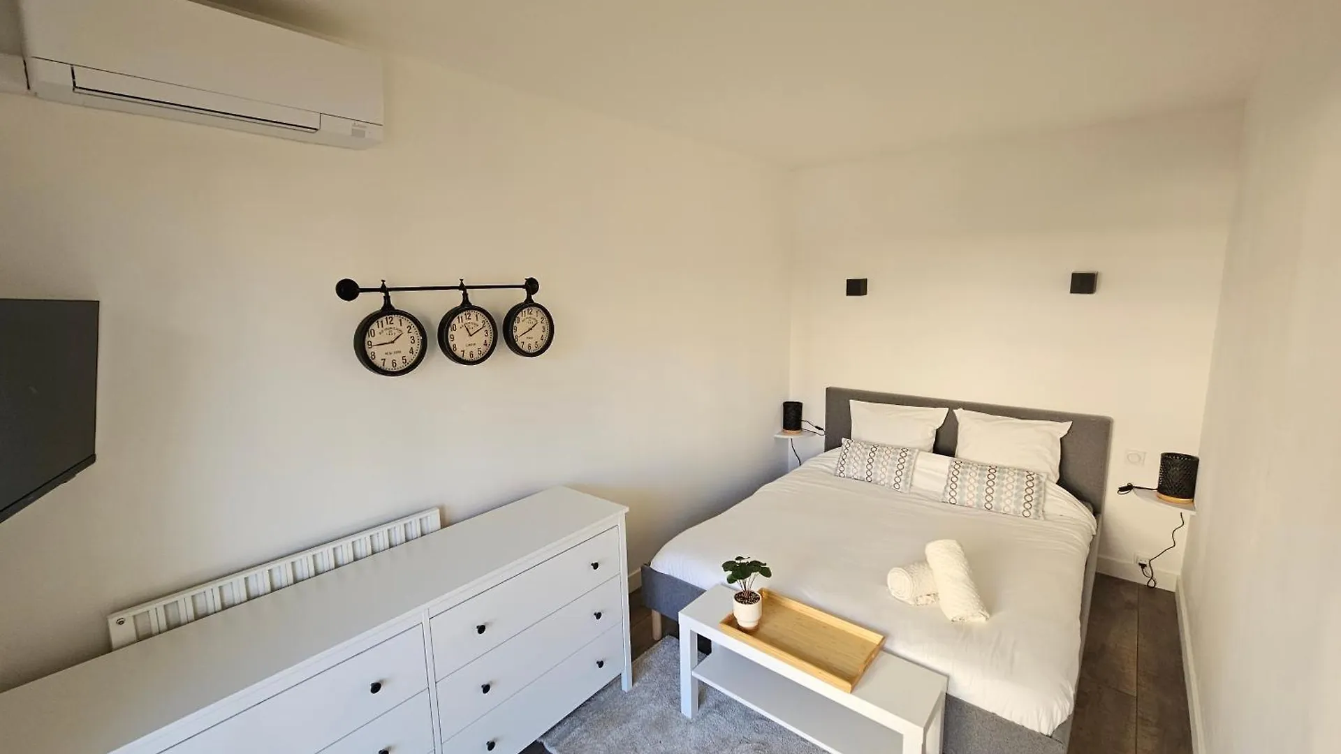 2 Pieces Lumineux, Proche Plage, Parking, Clim, Hippodrome カーニュ・シュル・メール アパート