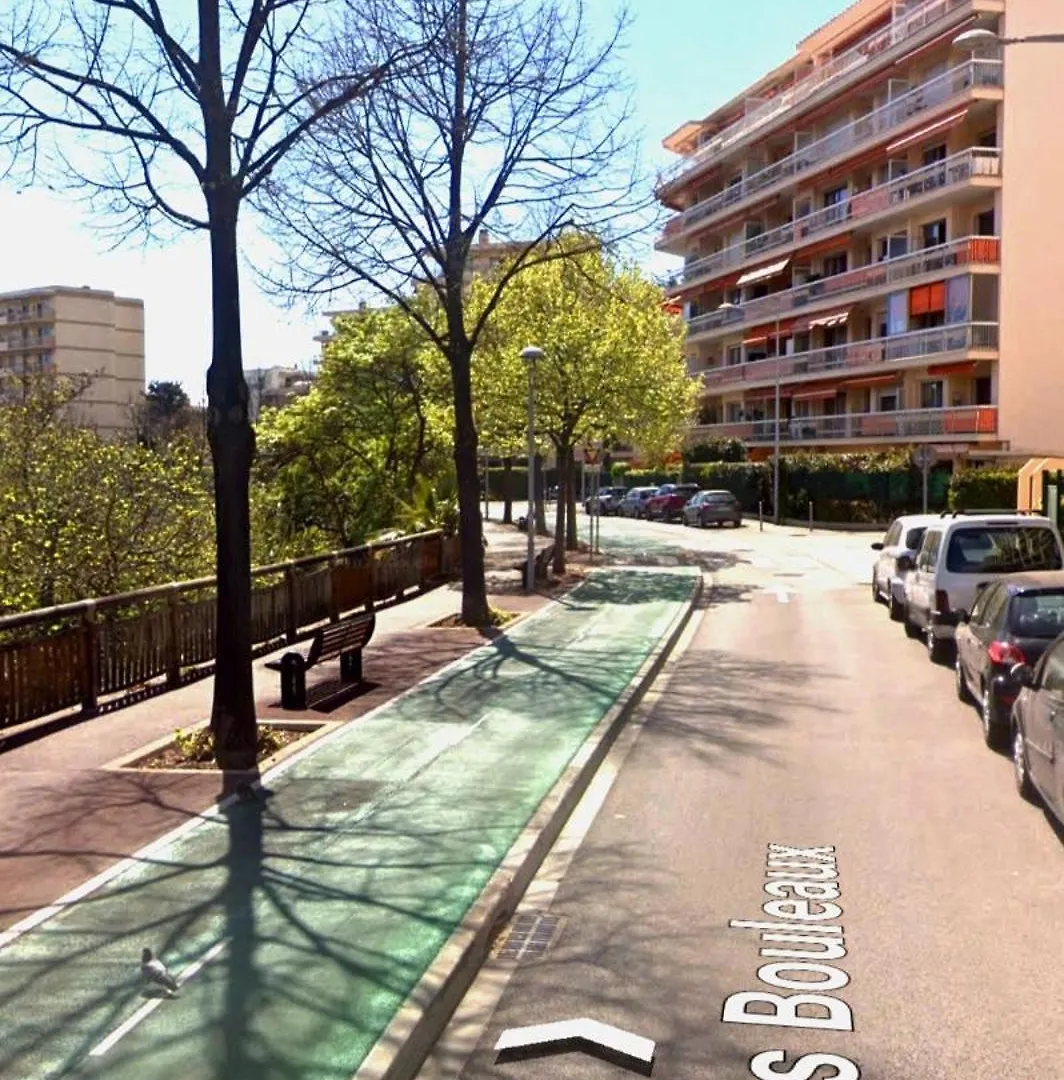 2 Pieces Lumineux, Proche Plage, Parking, Clim, Hippodrome Cagnes-sur-Mer